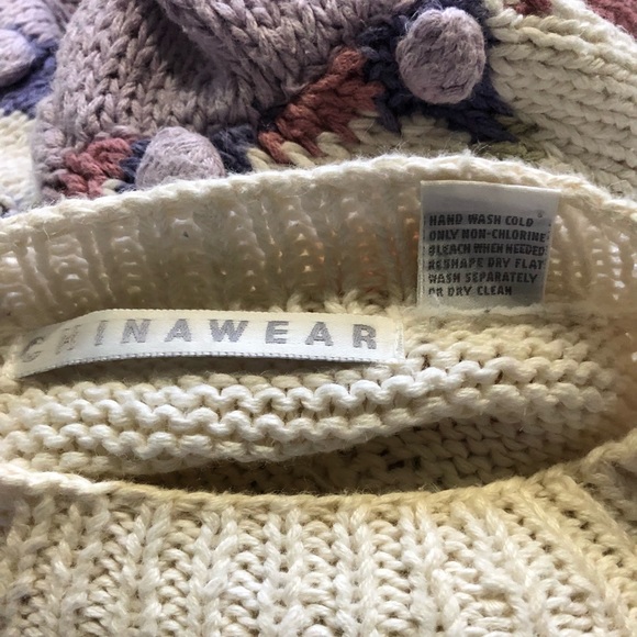 Heavy Knit Sweater Size Small - Picture 6 of 7